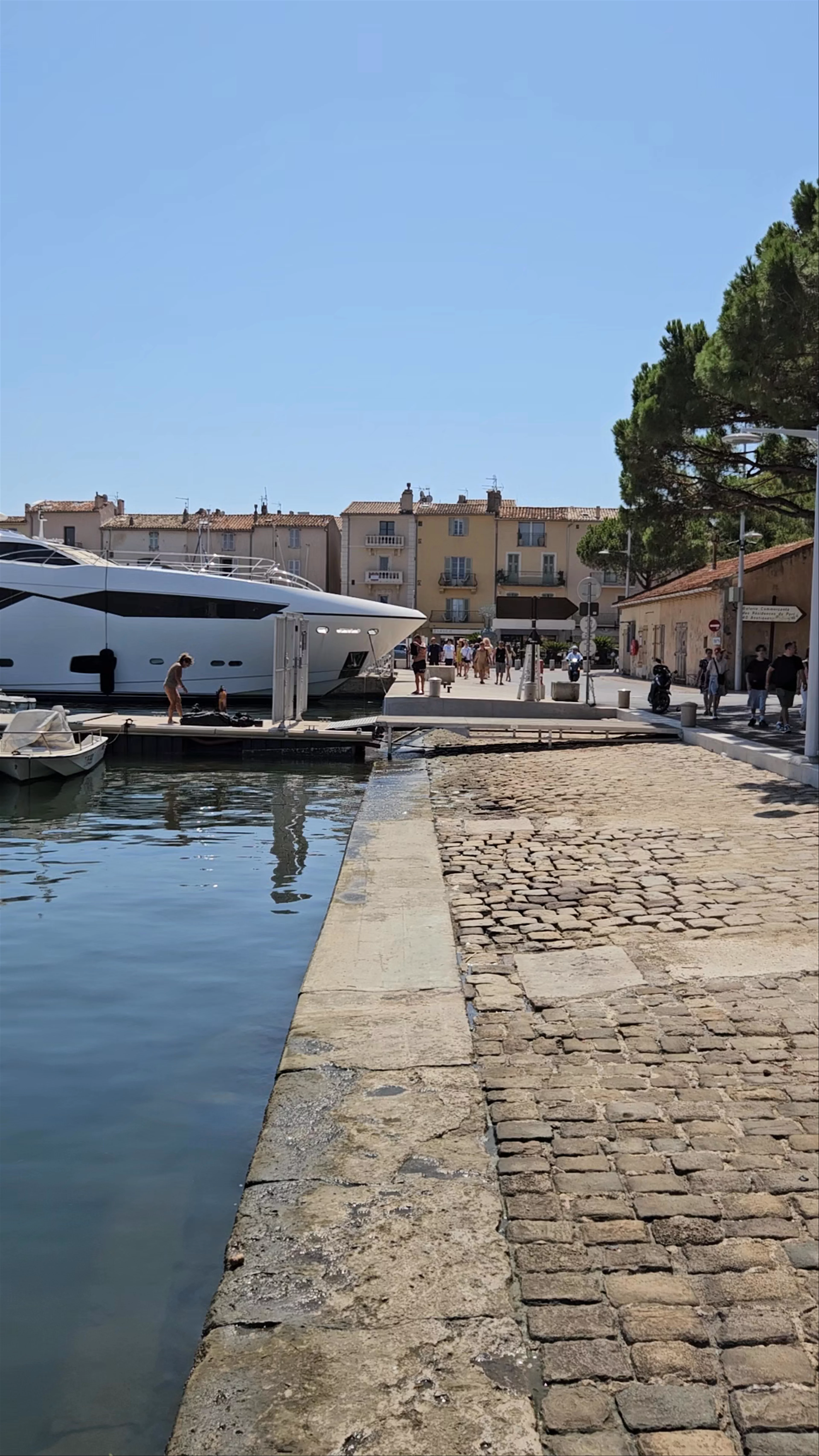 Port de Saint-Tropez, Allée du Quai de l’Epi