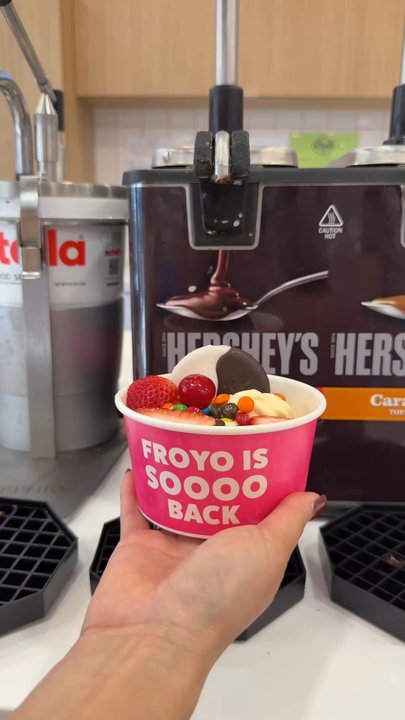 16 Handles - Desserts Near Me - Surfside, Florida