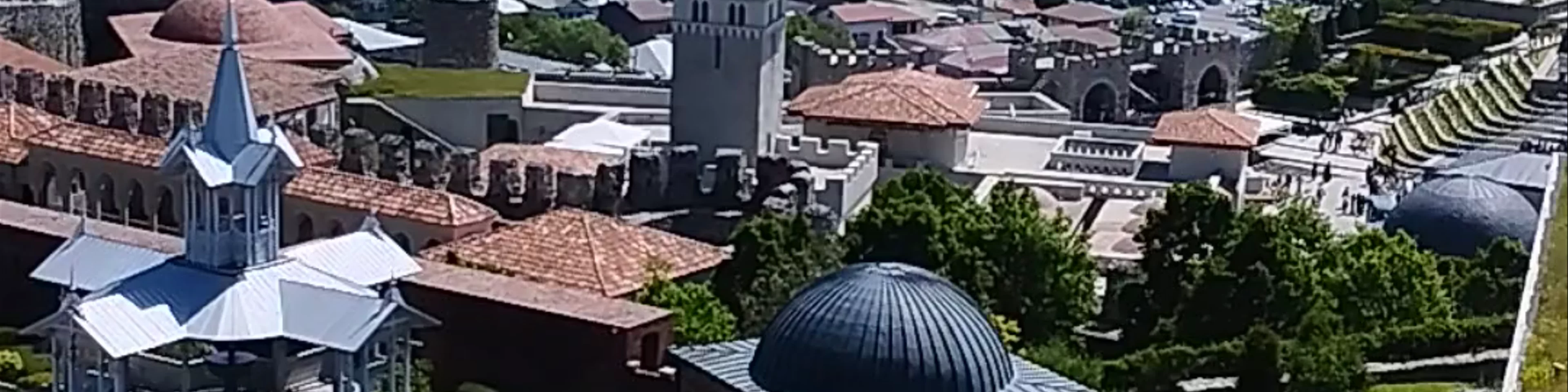 Lomsia Castle