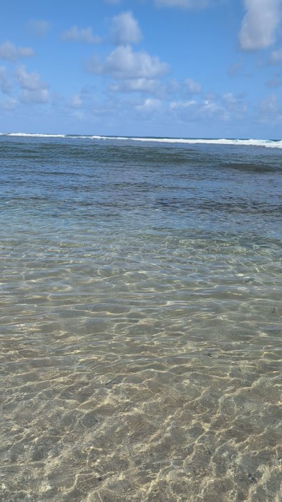 Tunnels Beach - Beautiful clear water - Beaches Near Me