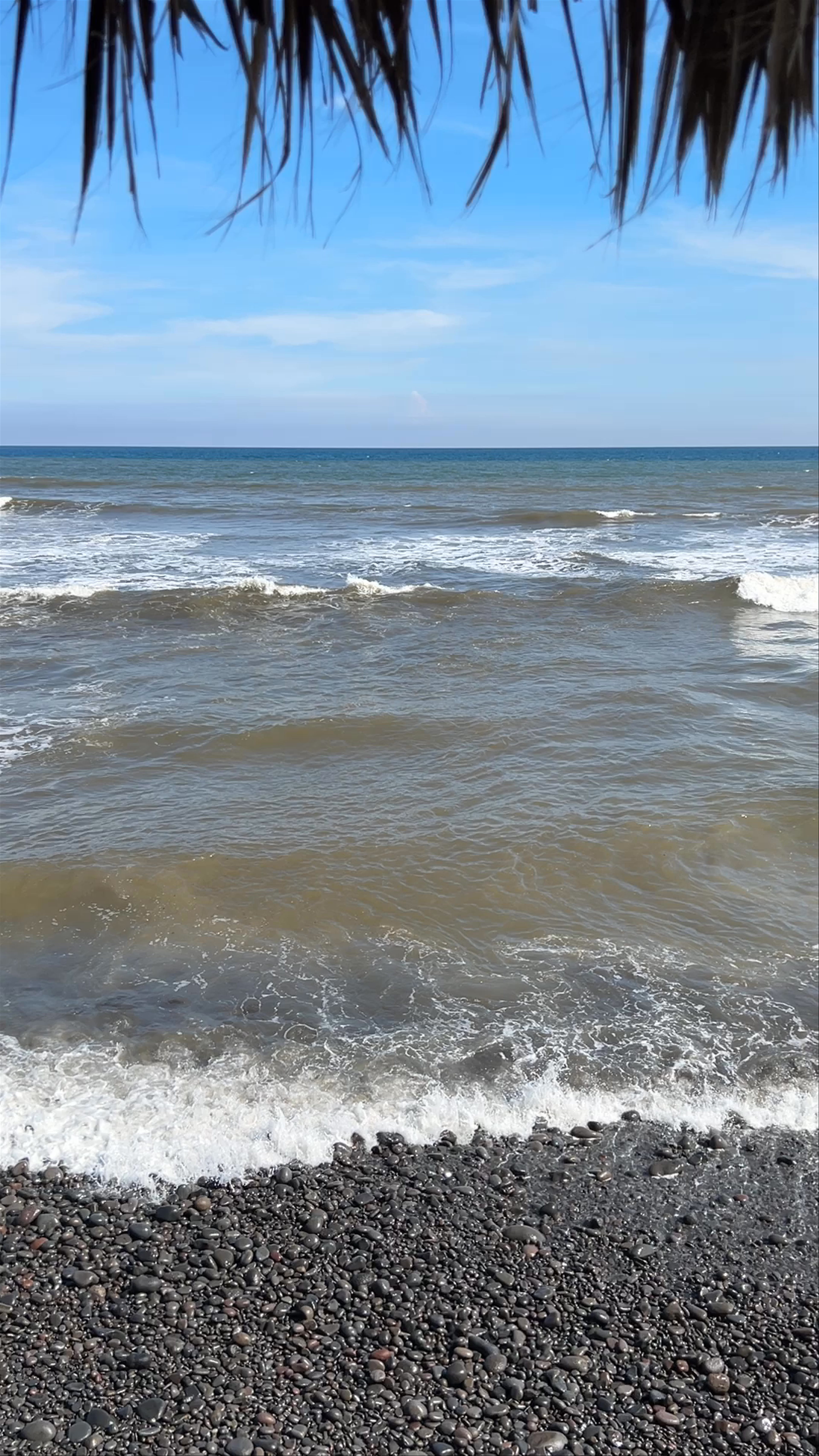 El Tunco Beach: Pacific Ocean Serenity in El Salvador