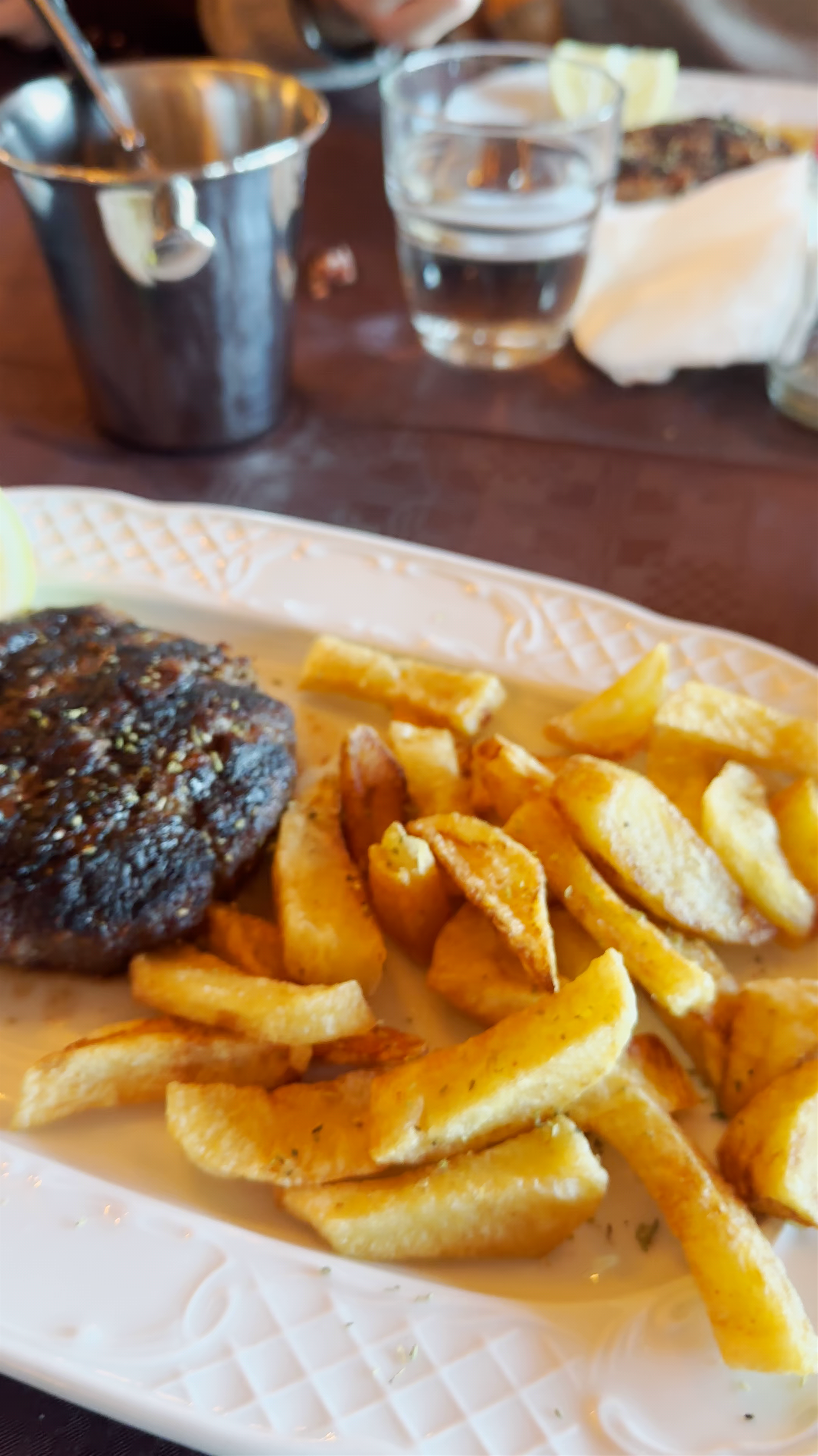 A Cozy Greek Culinary Experience at Stou Dekleri in Trikala Korinthias