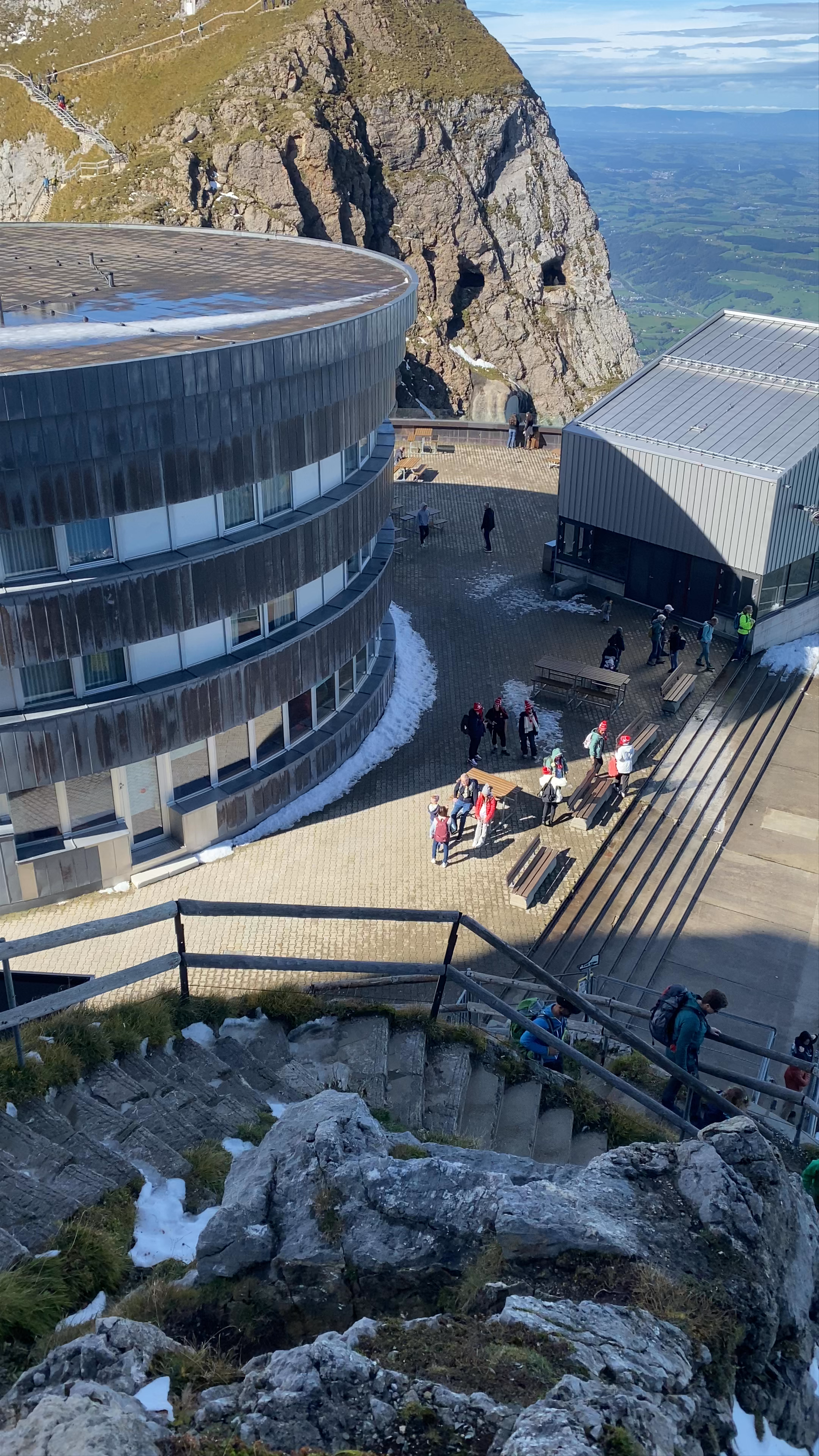 Mount Pilatus: Awe-Inspiring Alpine Adventure Summit in Obwalden, Switzerland