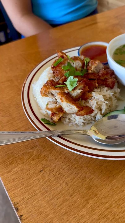 Lao Der - Laotian Near Me - Chicago, Illinois