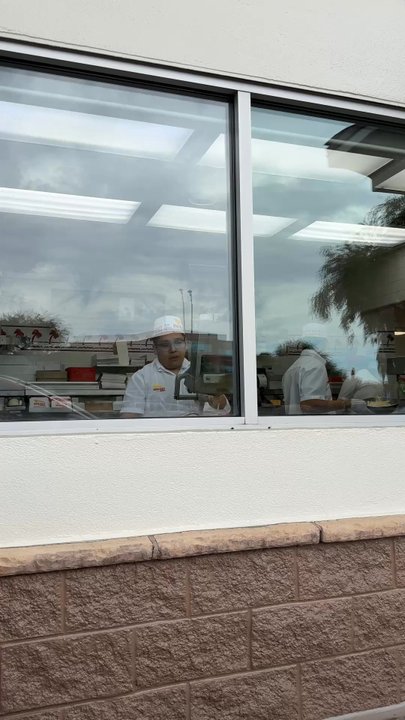 In-N-Out Burger - Fresh French fry prepping - Fast Food Near Me - Phoenix, Arizona