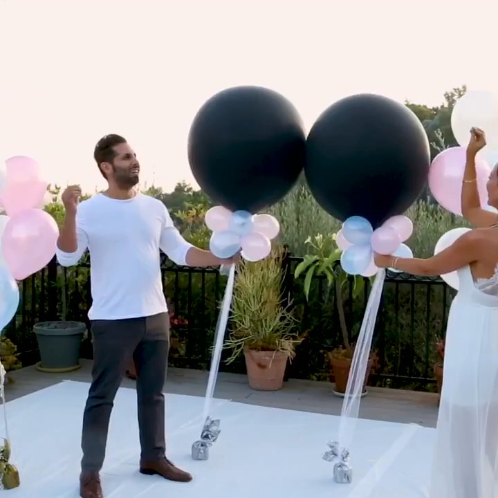 Balloons in LA - Filmed this gender reveal for @streamersnballoons they did an amazing job! - Party & Event Planning Near Me