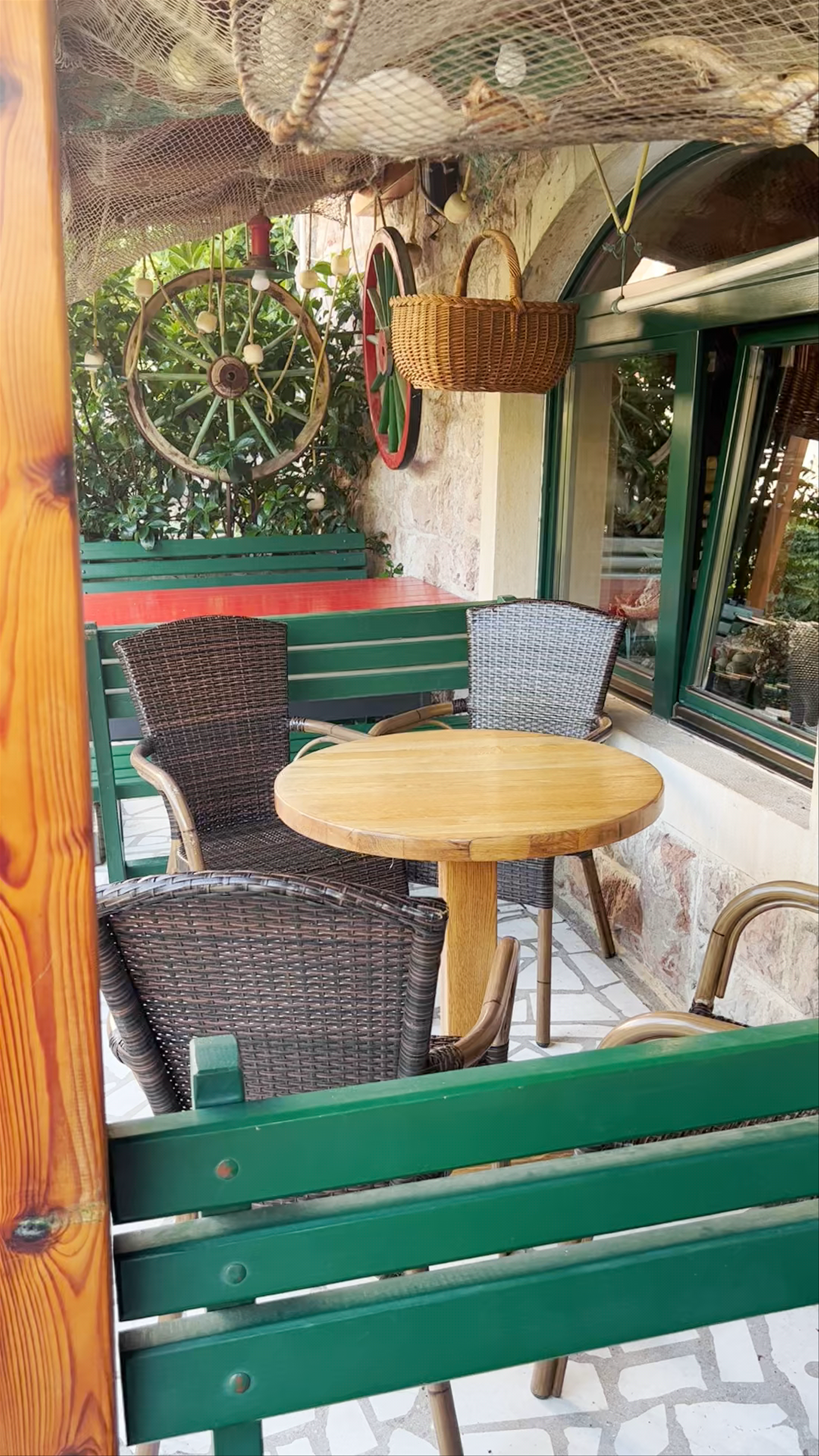 Blanche Restaurant