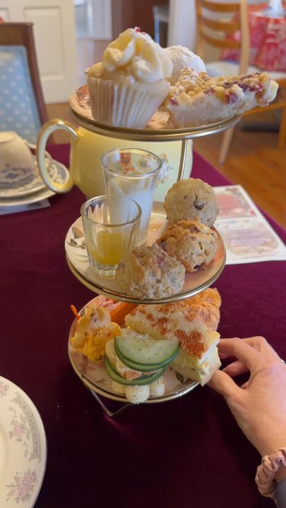 The Grande - The tea tower for 1 - Venues & Event Spaces Near Me - Ball Ground, Georgia