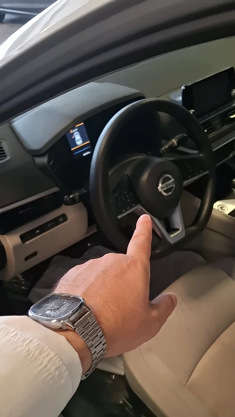 نيسان التيما SV 2022