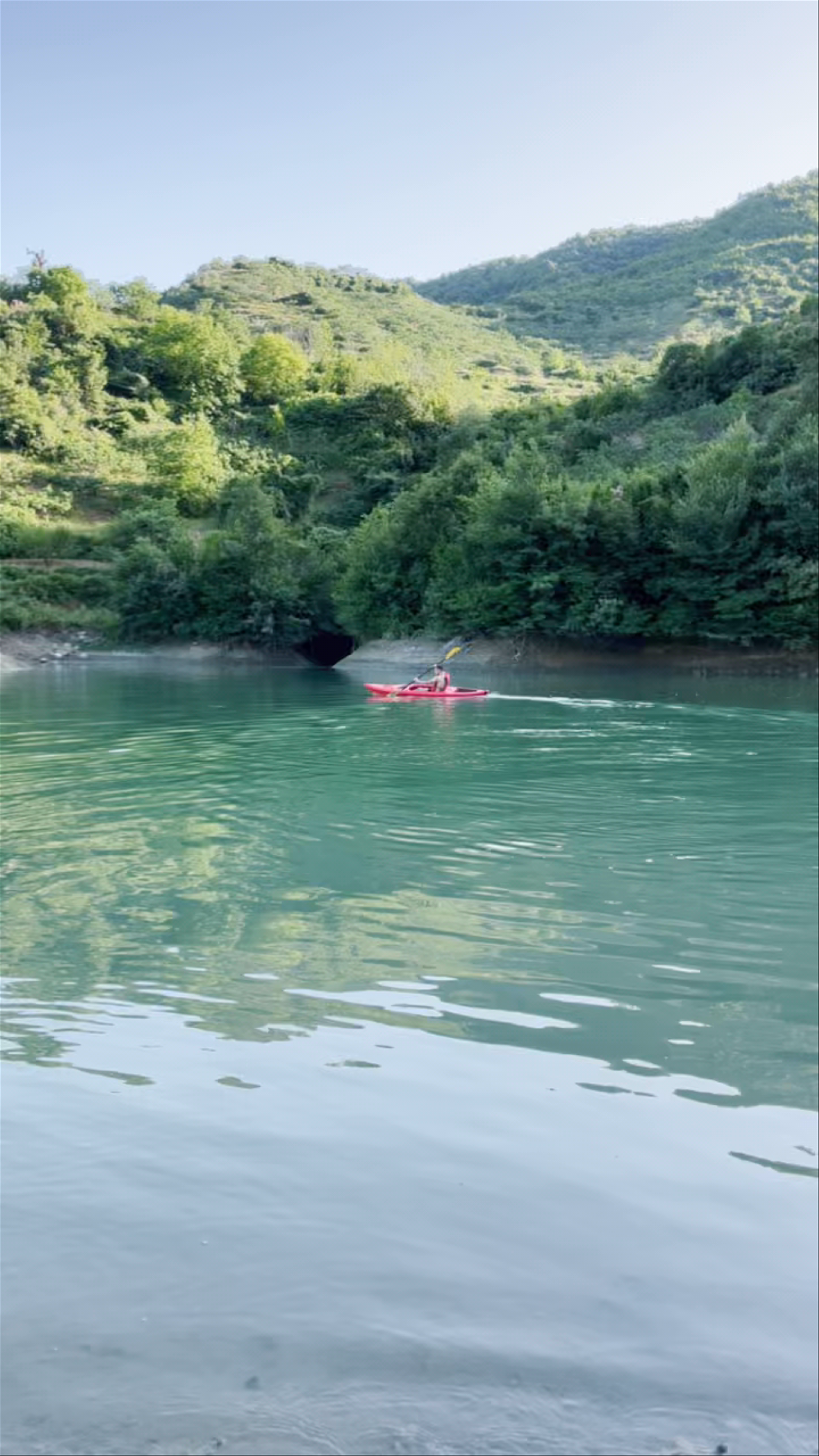 Kayaking Serenity in the Green Hills of Roshnik Qendër, Albania