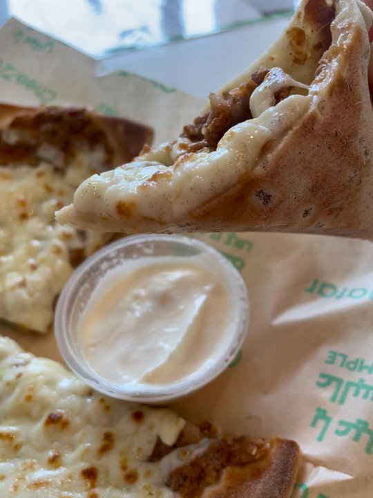 CheeZaatar - 2oz Garlic sauce for $1.99 - Lebanese Near Me - Oakville, Ontario