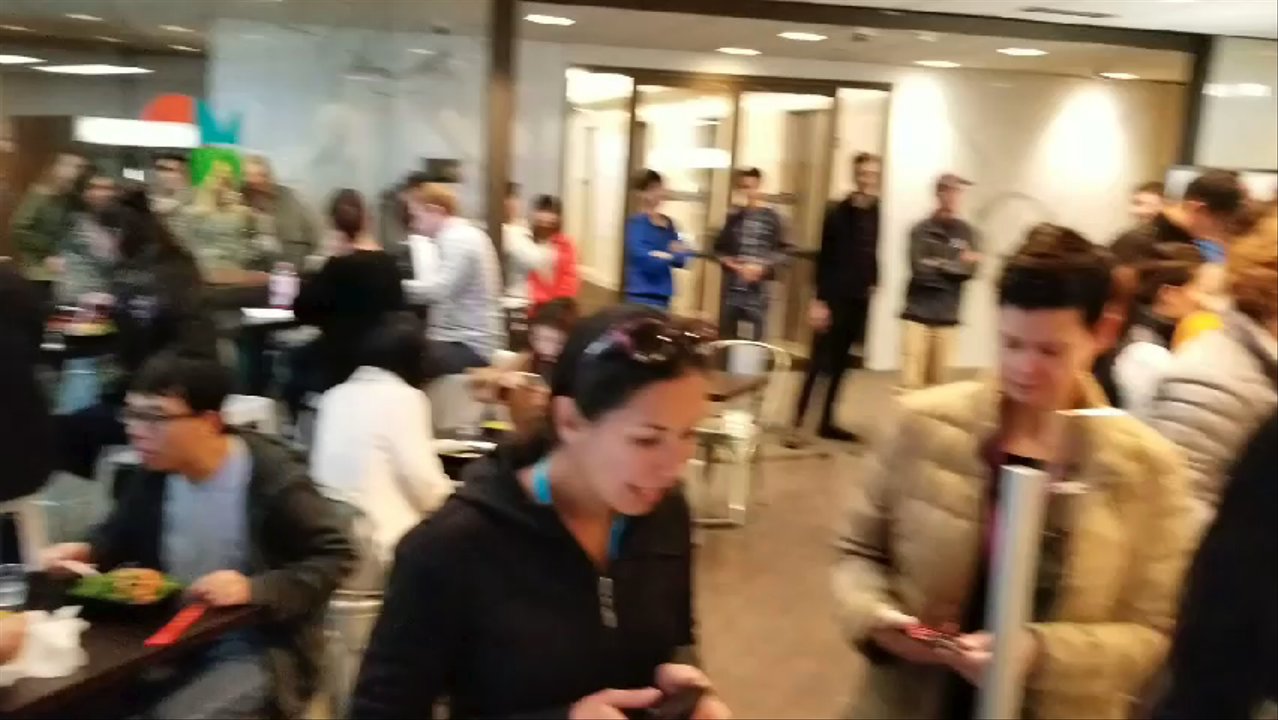Poke Alice 2 - Long line but takes 10min to get your poke!! - Poke Near Me - Seattle, Washington