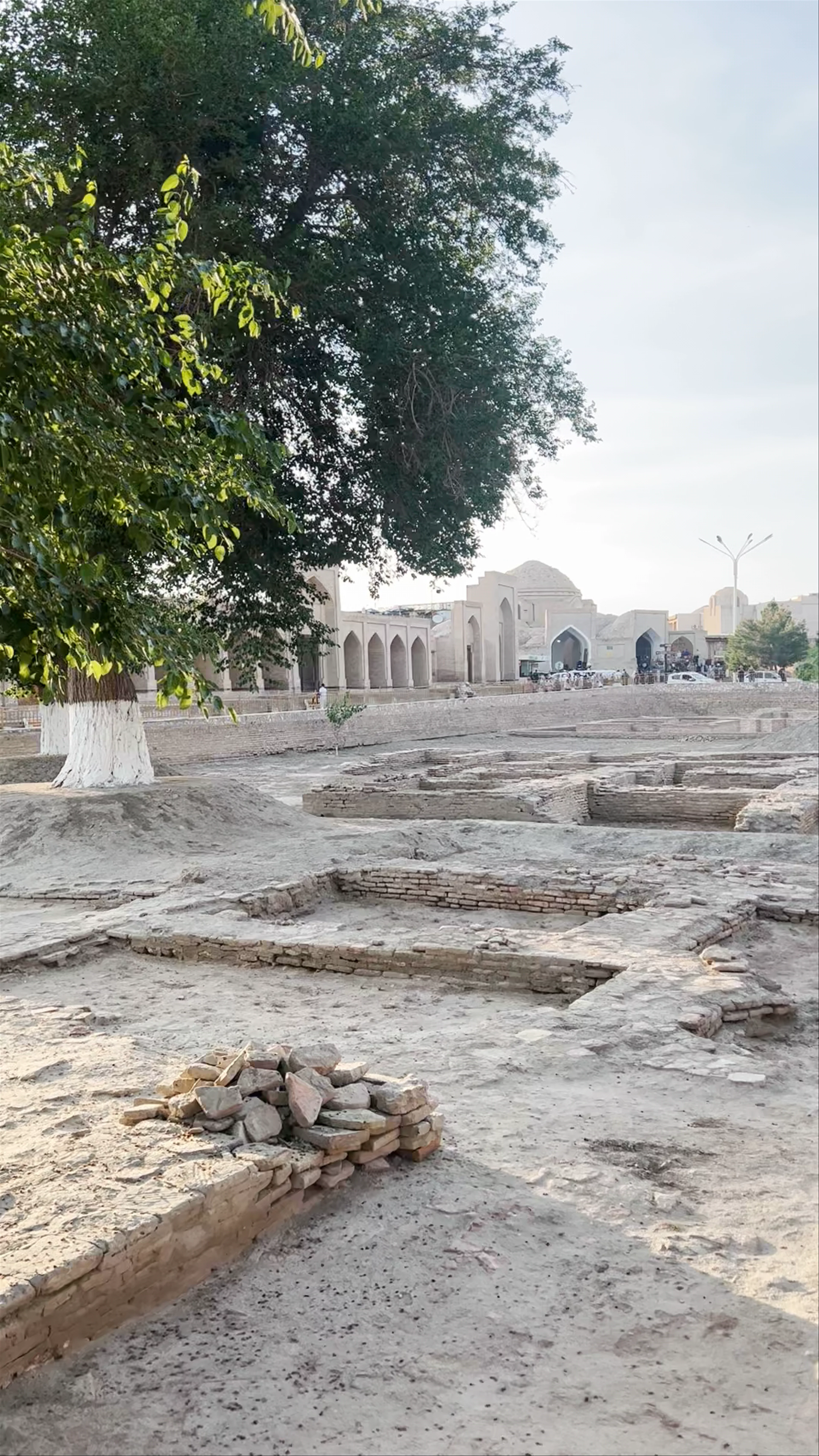 Caravanserai Ahmadjon