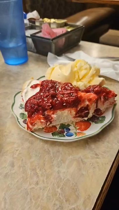 Thorpedo Restaurant - Pies for dessert! - Breakfast & Brunch Near Me - Thorp, Wisconsin