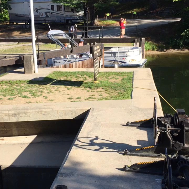 The Songo Lock - There go the boats - Parks Near Me