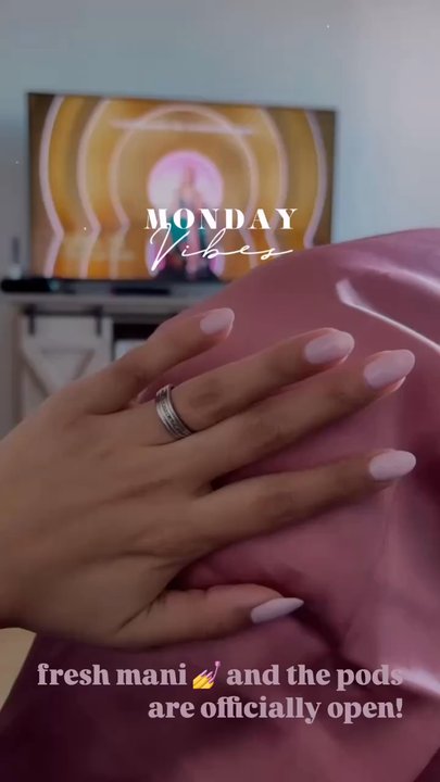 Meet U Nail Spa - Fresh Mani - Nail Salons Near Me - New York, New York