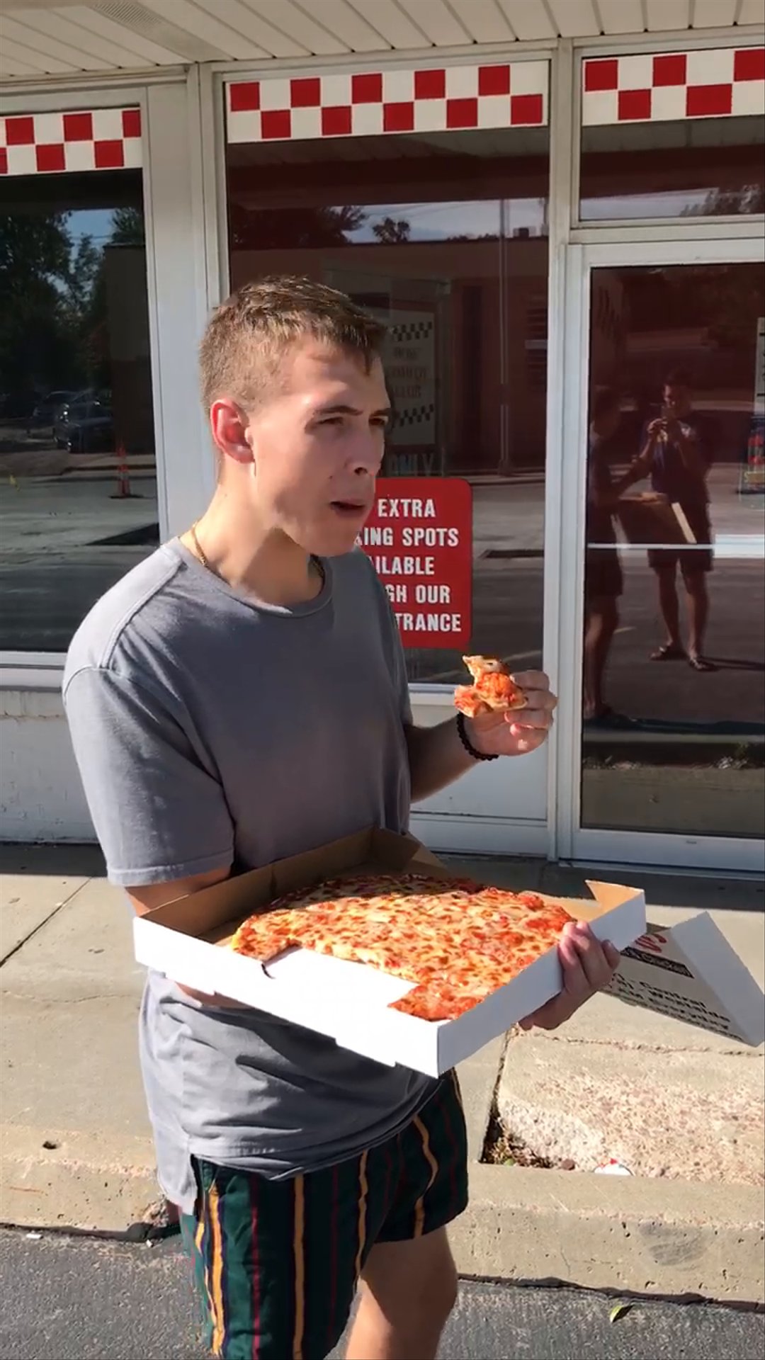 Boss' Pizza & Chicken, 2111 S Minnesota Ave, Sioux Falls, SD