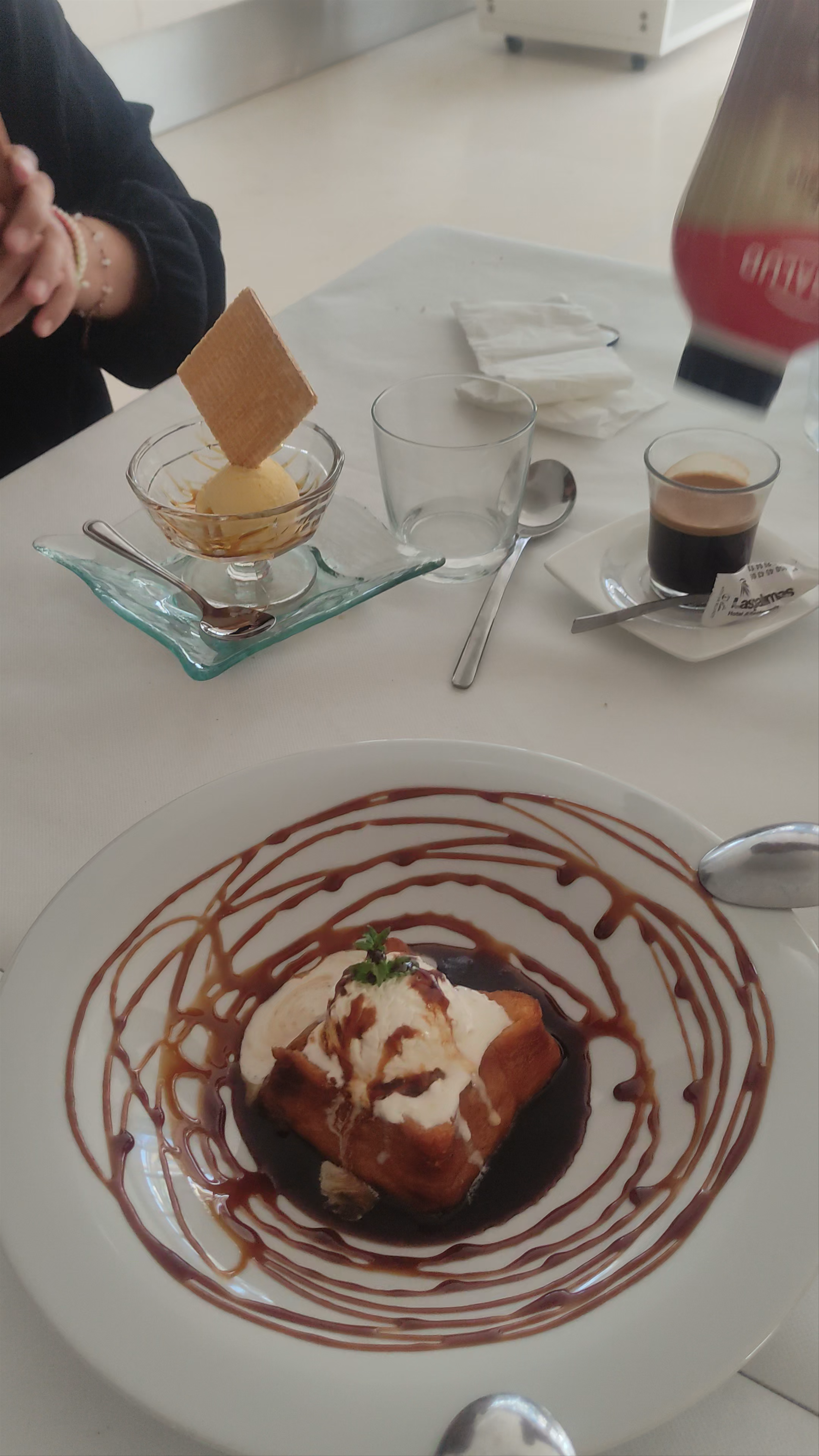Delightful Dessert Experience at Restaurante Las Palmas in Carboneras, Spain
