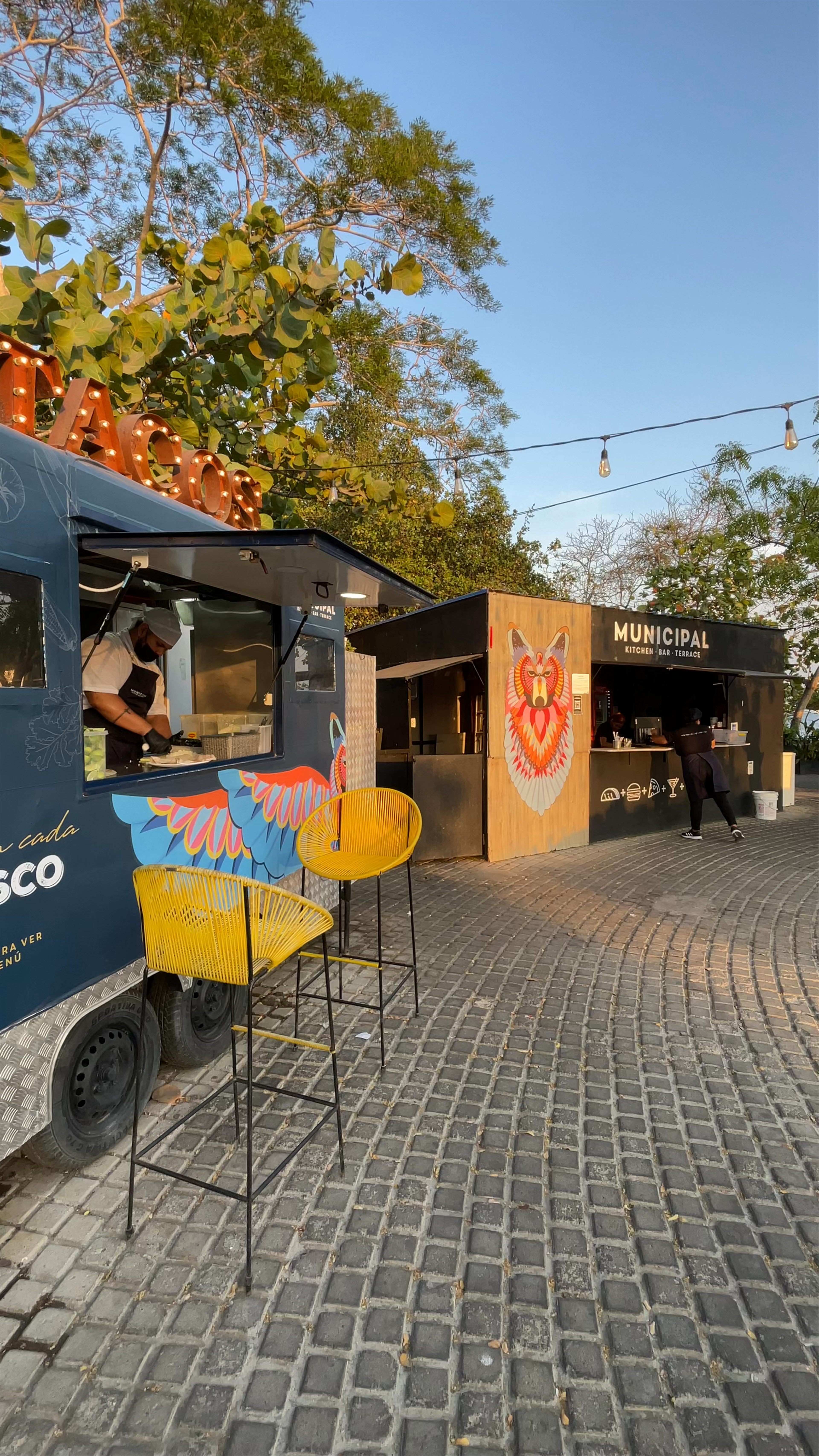 Municipal Food Truck & Terrace at Getsemani, Cartagena
