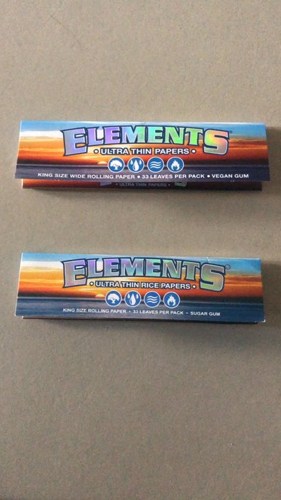 Cali Smoke Shop Champlain - Top are REAL ELEMENT PAPERS  Bottom are FAKE ELEMENT PAPERS PURCHASED FAKE ELEMENT KING SIZE HERE CHINA MADE TRACE METALA IN THE PAPER. - Tobacco Shops Near Me - Fresno, California