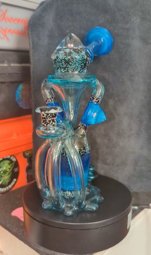 Preview pic of Dedicated Dabber - Fully Worked 2x3 Donut Drain Recycler