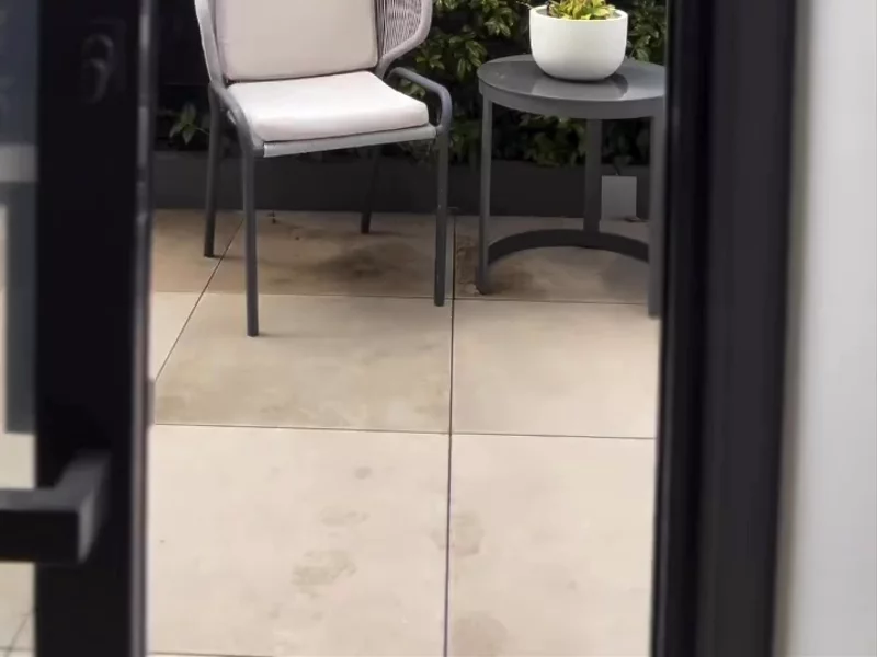 Hyro