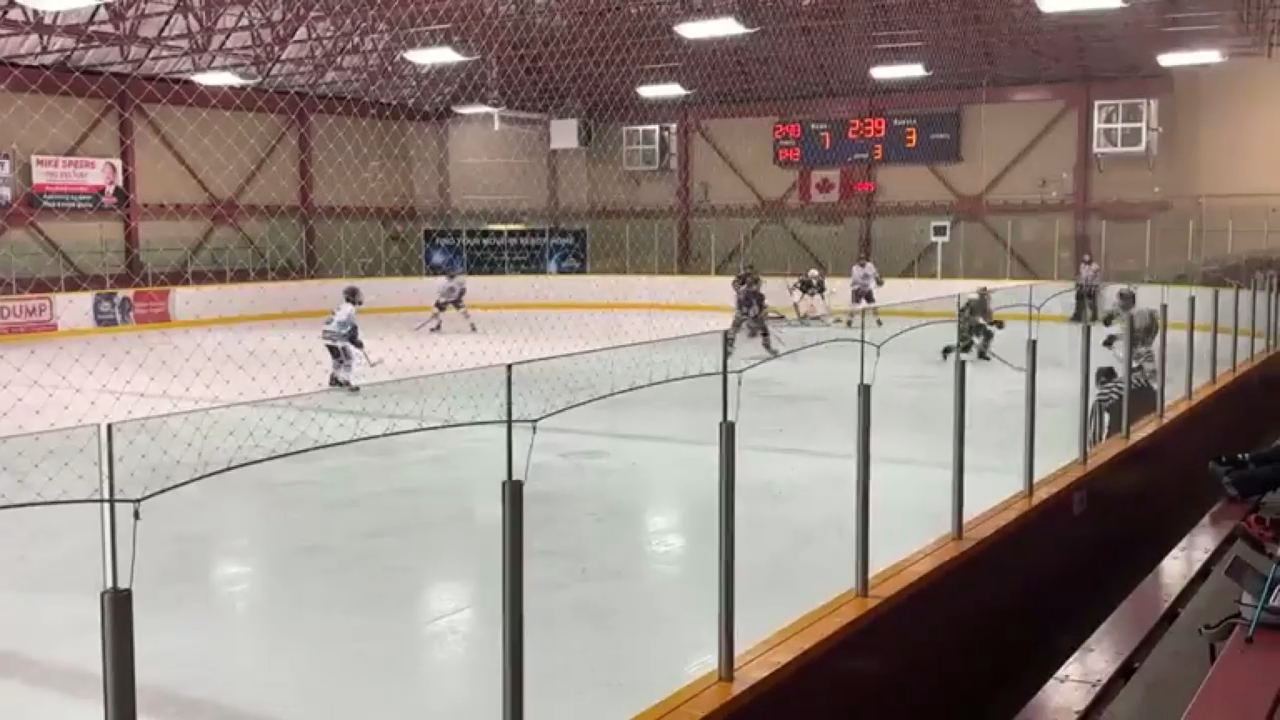 Hunter Smith's Impressive Tip-in Goal vs. SSAC | MLAC Leafs U16 AA