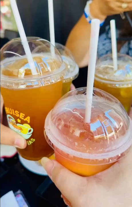 Fruisea Rolls & Teas - Drink cheers! - Coffee & Tea Near Me - Honolulu, Hawaii