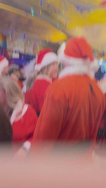 Big Kahuna Riverbar - Santa Christmas what a blast - Bars Near Me - Grand Bend, Ontario