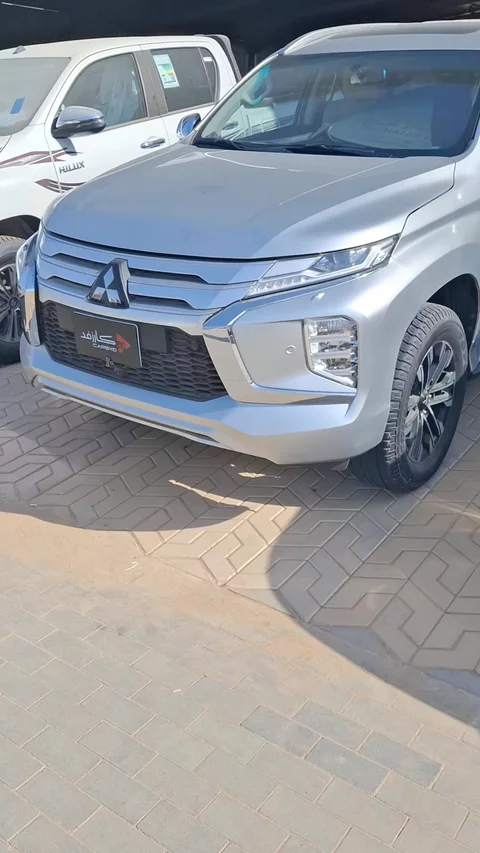 ميتسوبيشي مونتيرو سبورت ML 2023