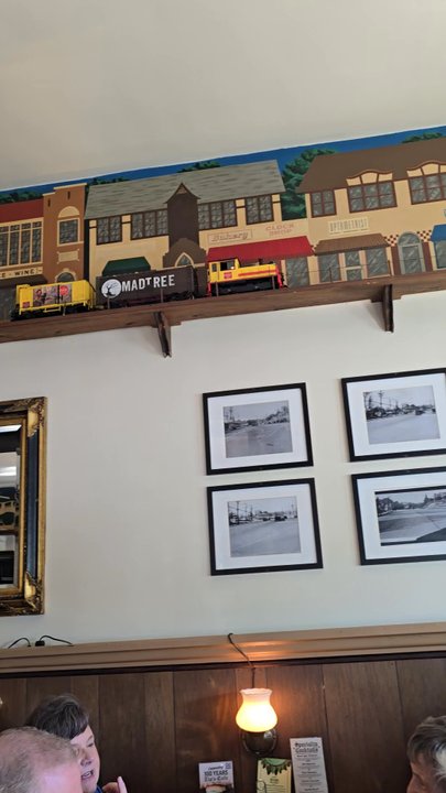 Zip's Cafe - Train runs around top of restaurant - Pubs Near Me - Cincinnati, Ohio