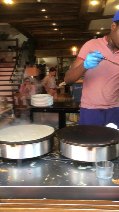 Les Comestibles - Fresh Crepe! - French Near Me - Paris, 75