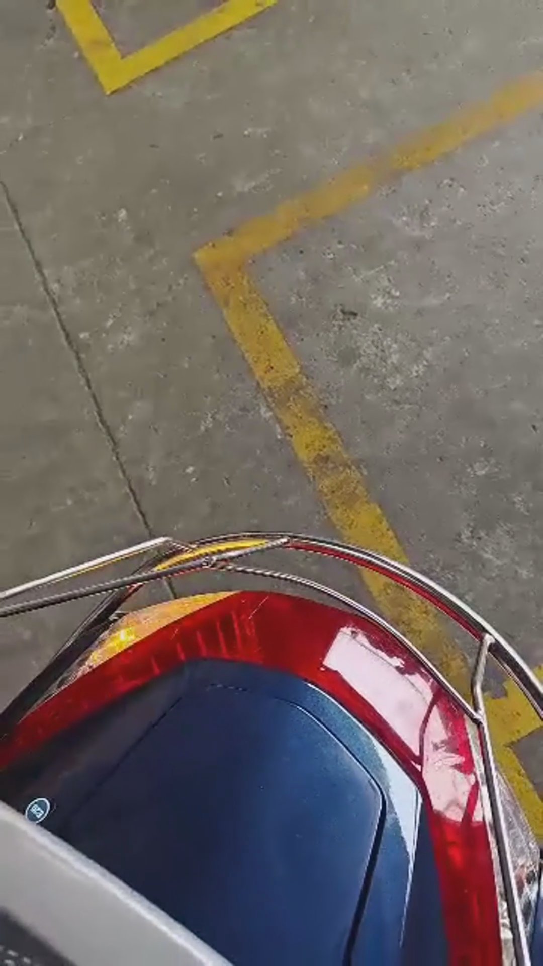 Walk-around video thumbnail
