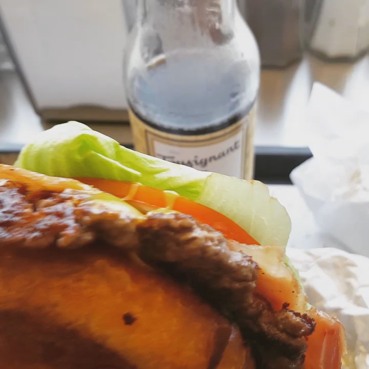 Chez Tousignant - Burgers Near Me - Montreal, Quebec