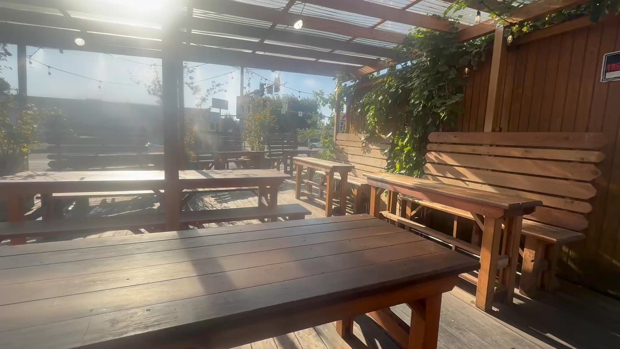 Chicken Crossing - Vegan Near Me - Eugene, Oregon