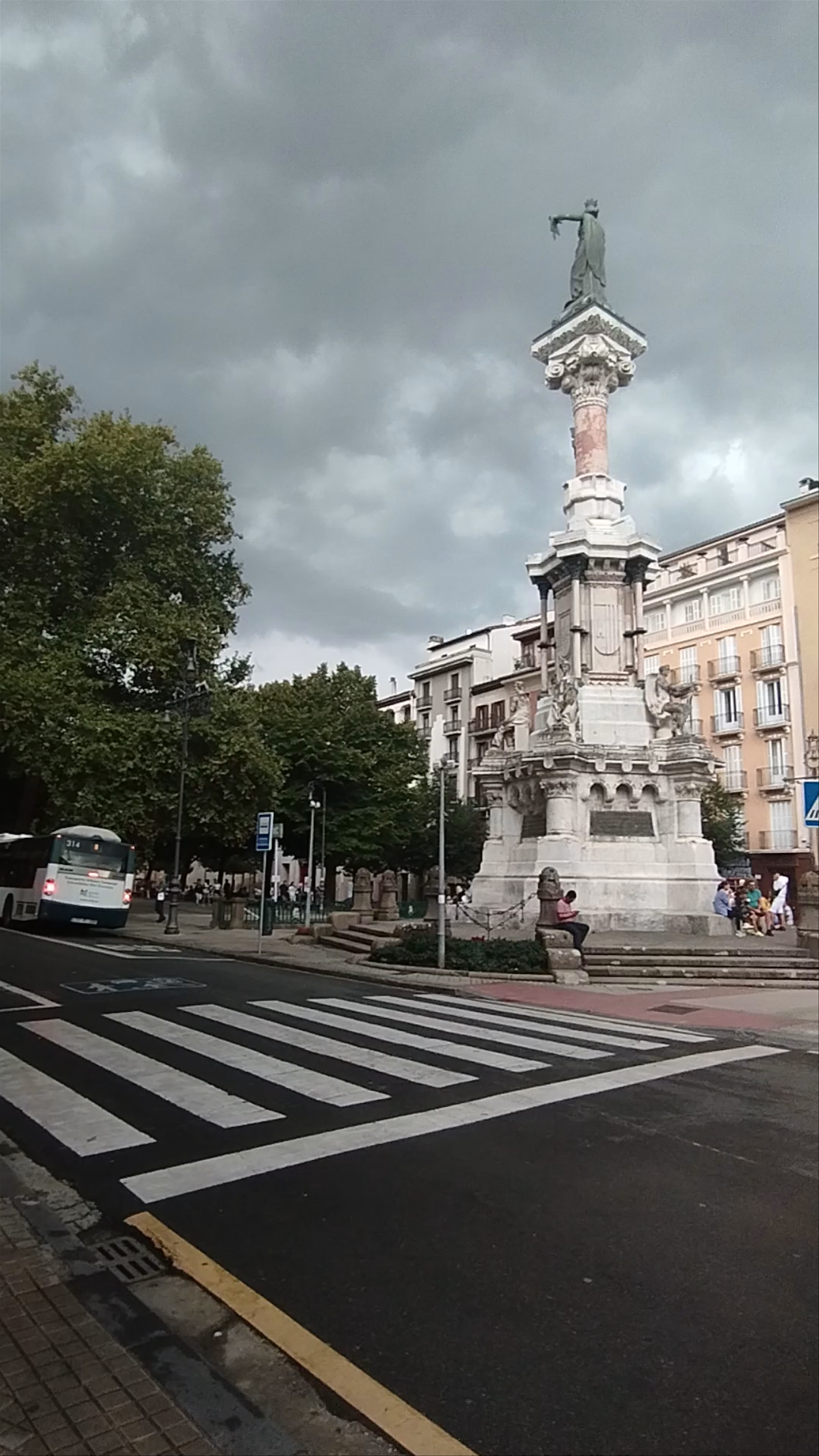 Monumento a los Fueros: Historic Heart of Pamplona