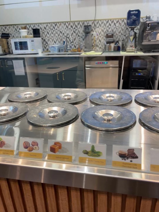 Bella Gelateria - Desserts Near Me - Vancouver, British Columbia