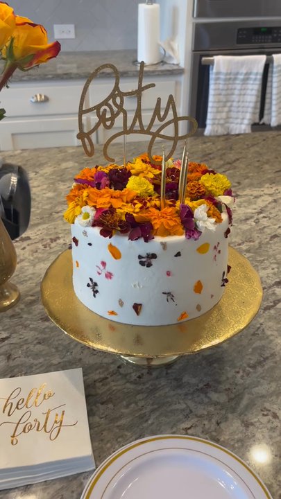 Dallas Affaires Cake Co - Desserts Near Me - Dallas, Texas