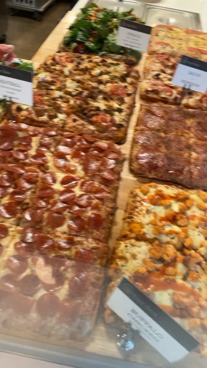 Pizzeria Bardea - Art ; delicious , to die for ART !!! - Pizza Near Me - Wilmington, Delaware