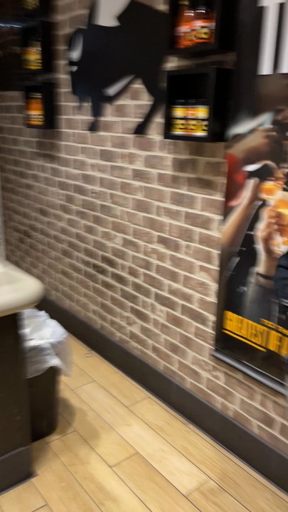 Buffalo Wild Wings - SLOW AF!!! - Chicken Wings Near Me - Murrieta, California