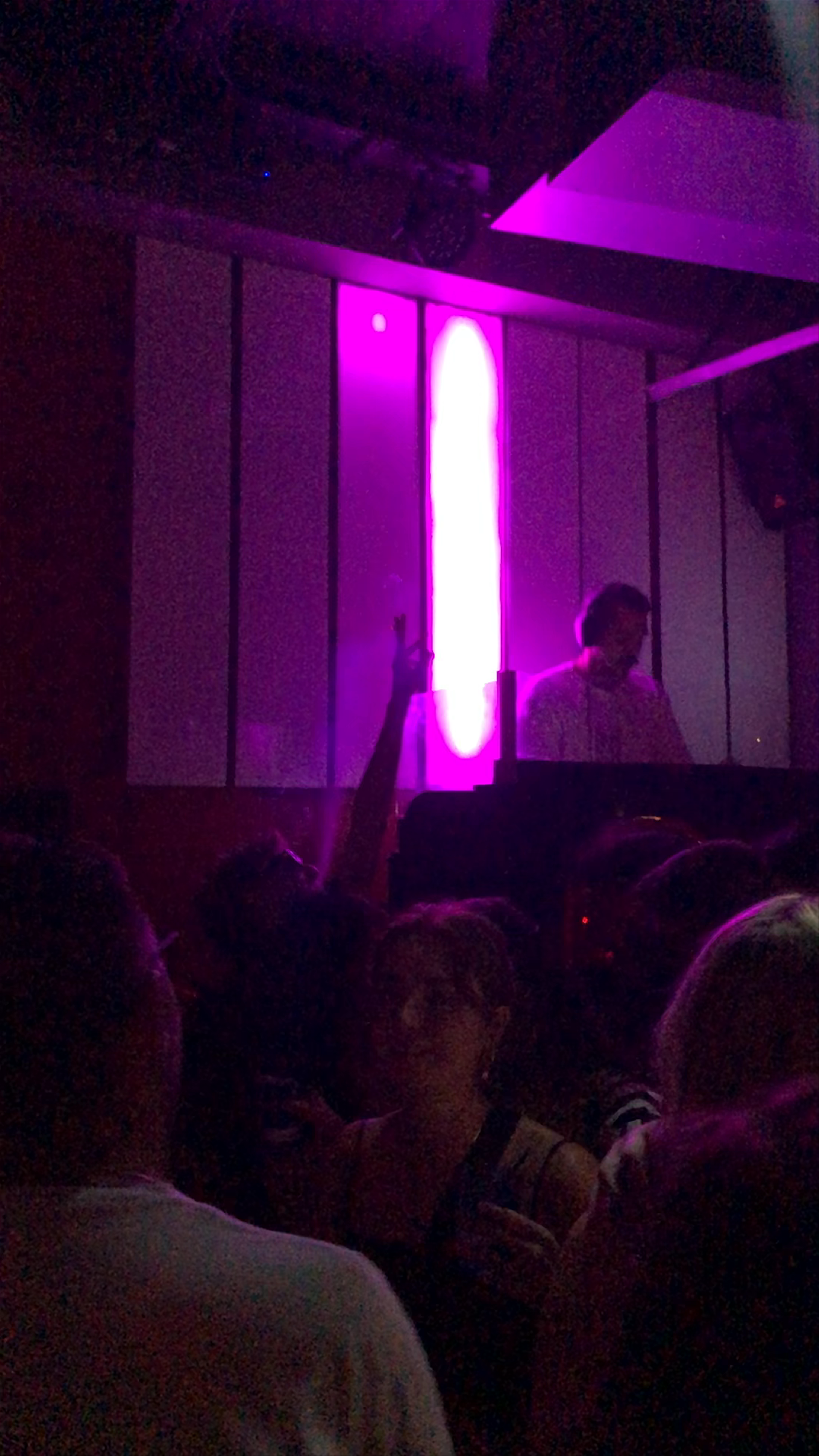 Nightlife Pulse at Pash Nightclub, Chora, Greece