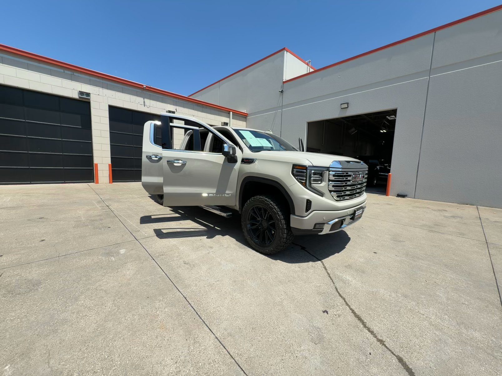 Lifted Trucks - #TX10287 - 2026 GMC Sierra 1500 Denali Crew Cab