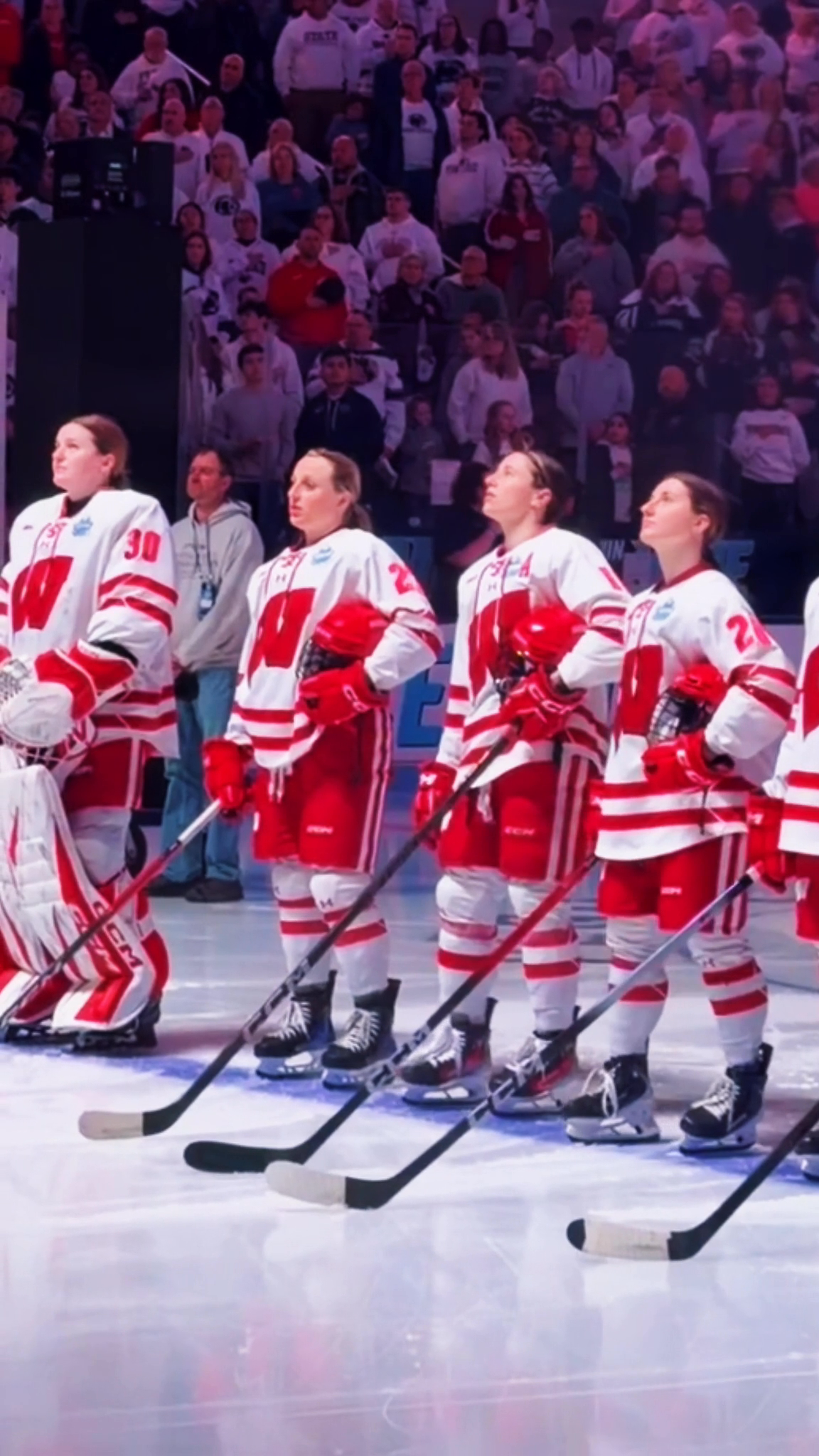 Kirsten Simms Leads Wisconsin to National Championship