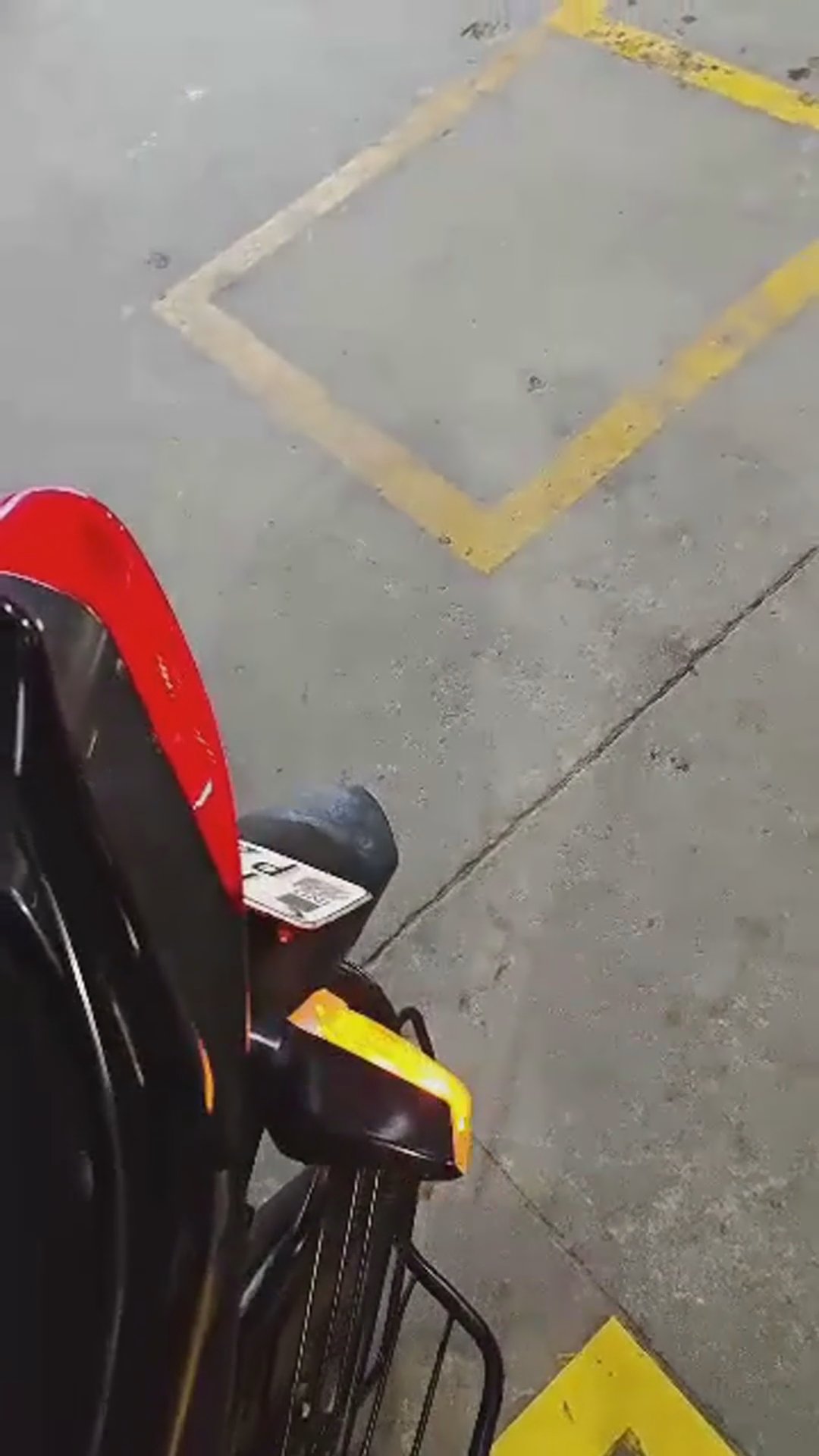 Walk-around video thumbnail