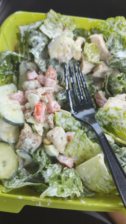Salata - - Went for the first yesterday because I was craving a nice juicy salad! Definitely worth the 14bucks ( I added some extras ) . - Salad Near Me - San Antonio, Texas