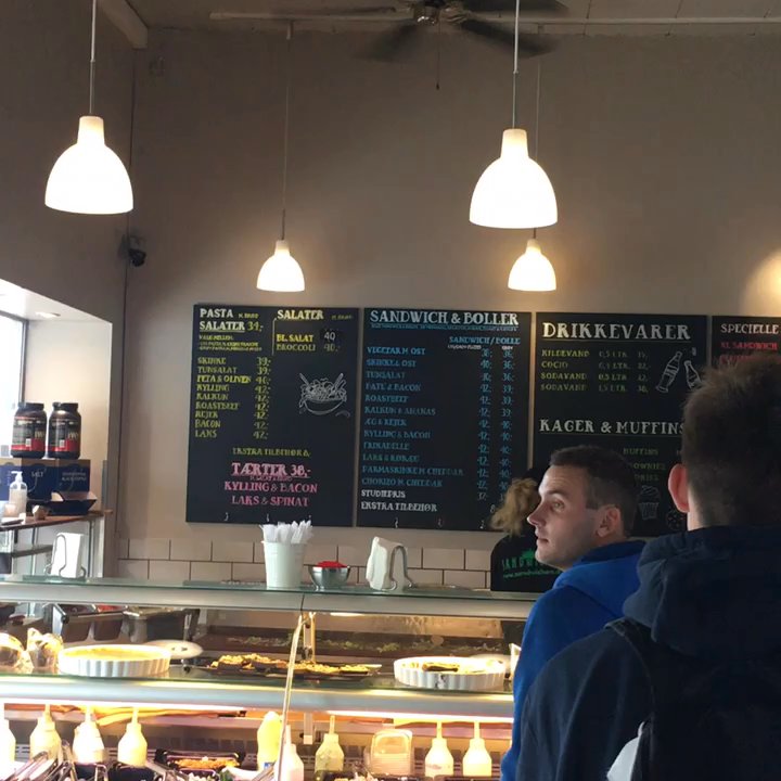 Sandwichen - Atmpsfære - Salad Near Me - Viby, 82
