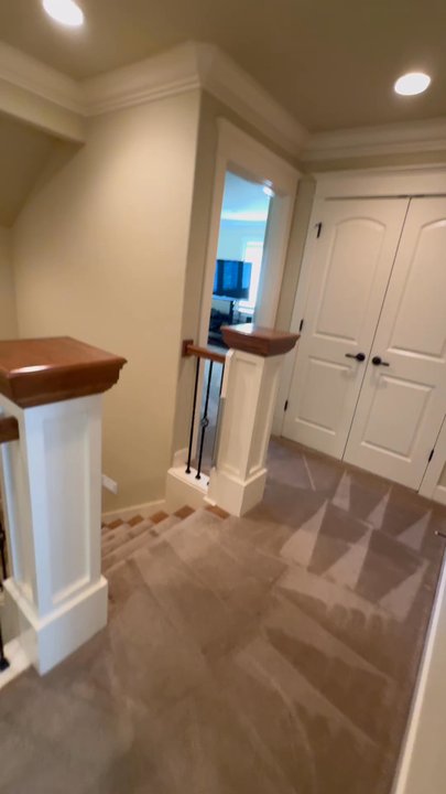 Mr. Color - Carpet Cleaning Near Me - Oregon City, Oregon