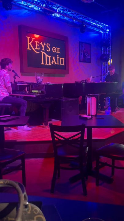 Keys On Main - Musicians - Music Venues Near Me - Seattle, Washington