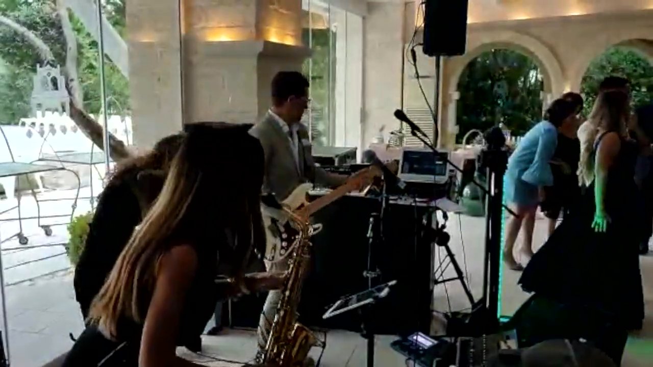 Ness On Sax - Live Wedding - video 2