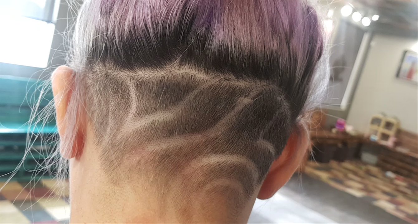Brunettes - Hair Salons Near Me - Cedar Rapids, Iowa